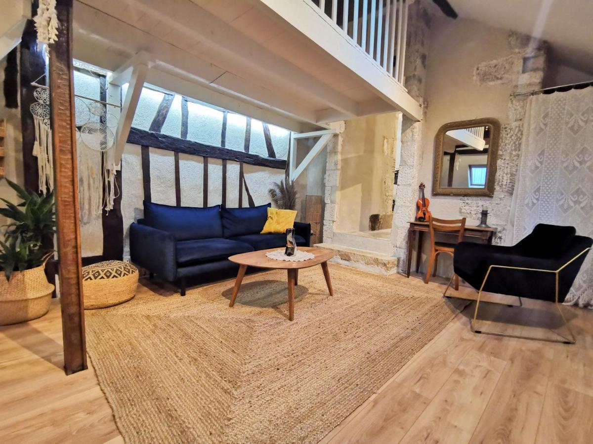 Loft Atypique Au Calme Avec Cour Privative Appartement Bourges Buitenkant foto